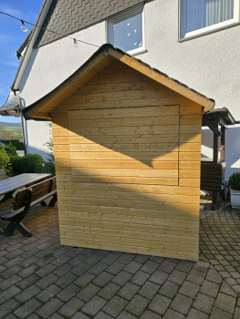 Weihnachtsmarkthütte mieten – Holzstand mit klappbarer Theke -- Tagesmiete