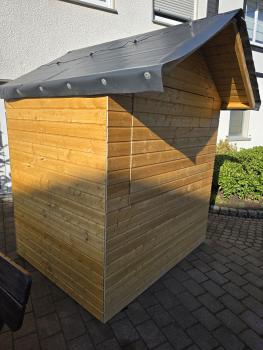 Weihnachtsmarkthütte mieten – Holzstand mit klappbarer Theke -- Tagesmiete